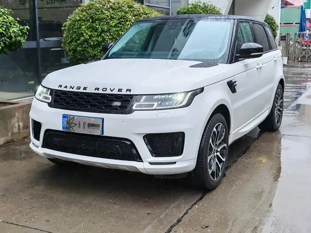 Land Rover Sport — фото 1