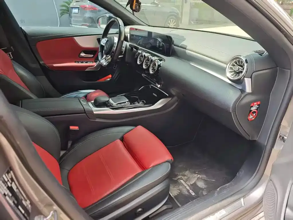 Mercedes-Benz CLA AMG — фото 6