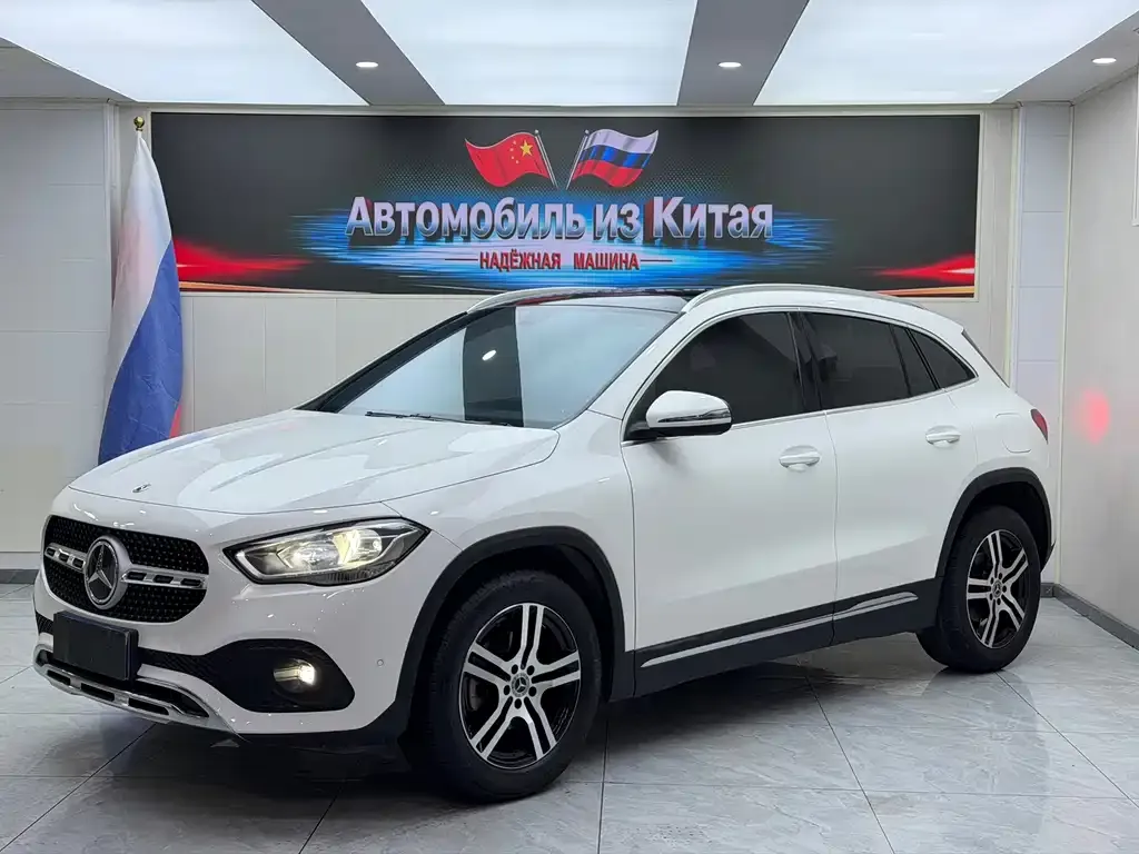 Mercedes-Benz GLA — фото 1