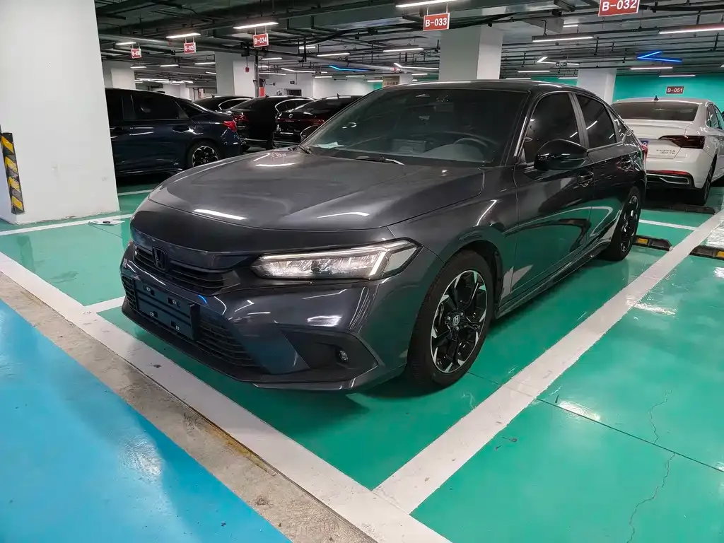 Honda Civic — фото 1