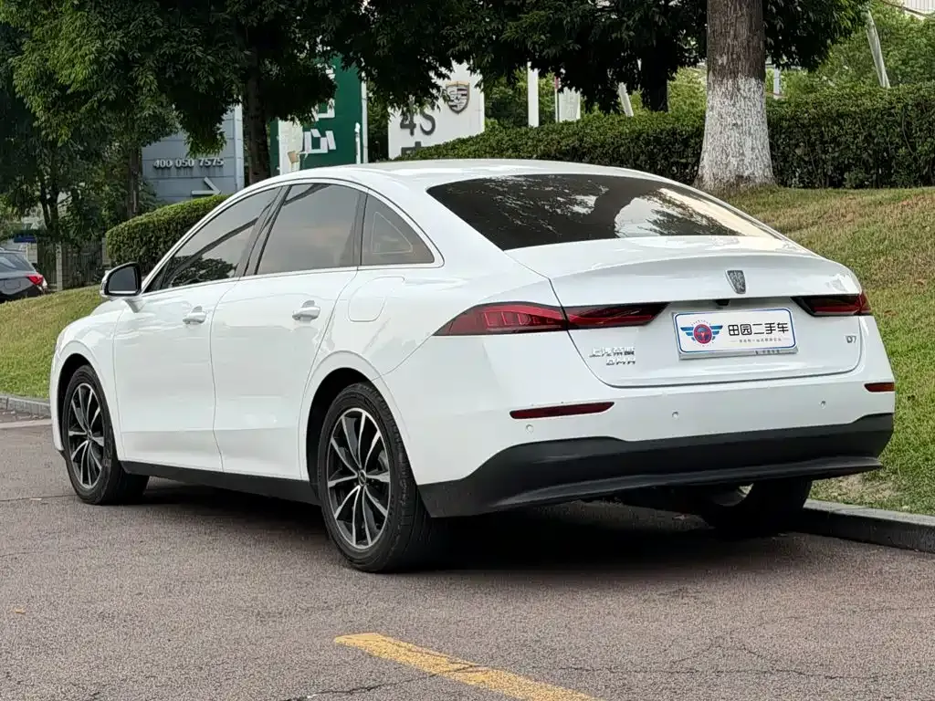 Roewe D7 — фото 10