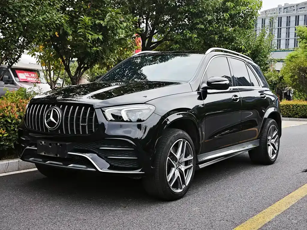 Mercedes-Benz GLE AMG — фото 1