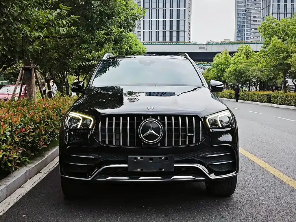 Mercedes-Benz GLE AMG — фото 9
