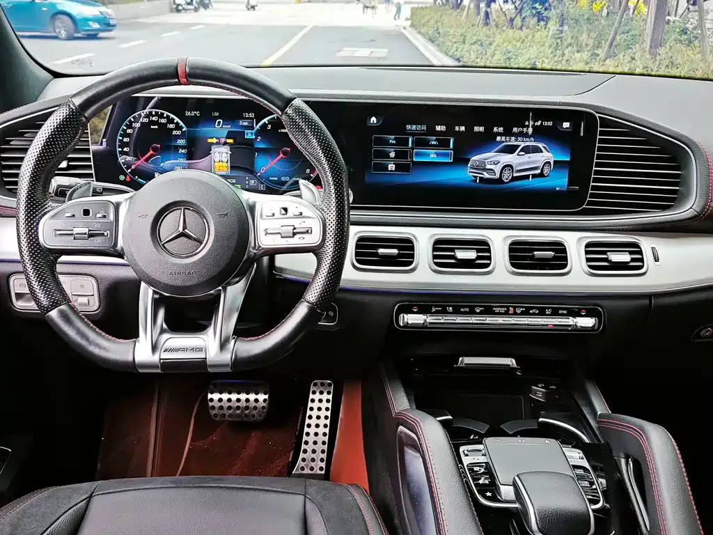 Mercedes-Benz GLE AMG — фото 3