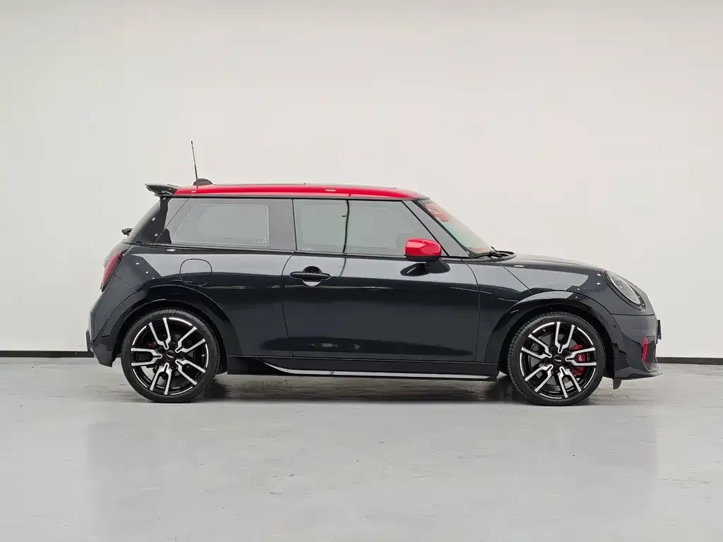 MINI JCW (John Cooper Works) — фото 5
