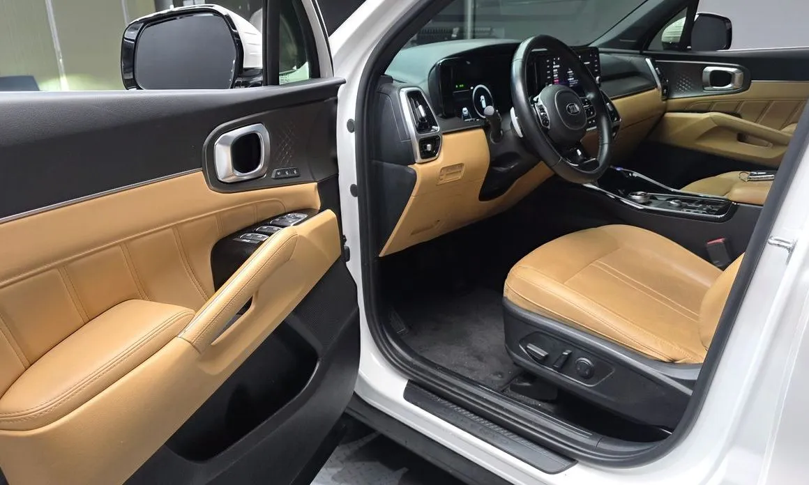 Kia Sorento — фото 9