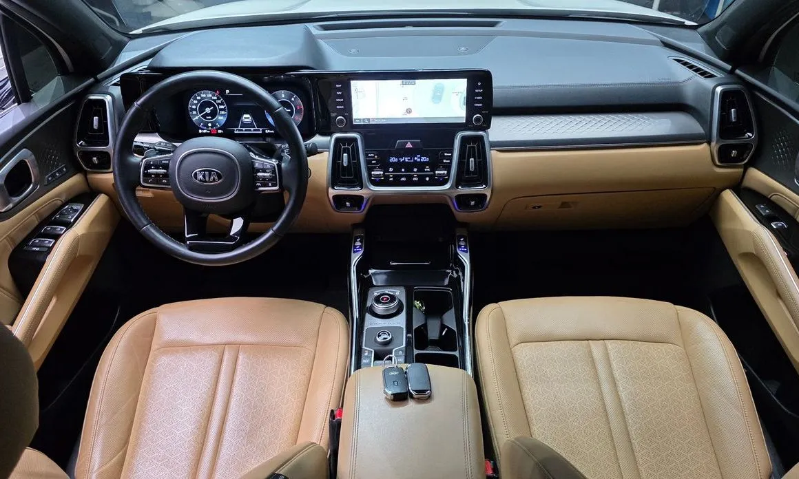 Kia Sorento — фото 7