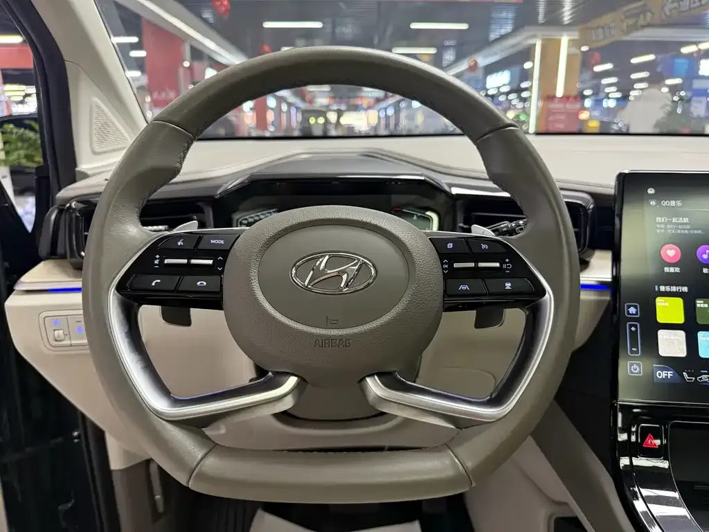 Hyundai Custo — фото 7