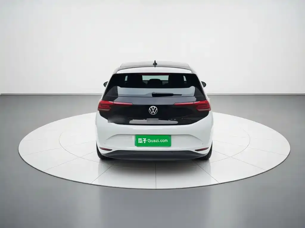 Volkswagen ID.3 — фото 2