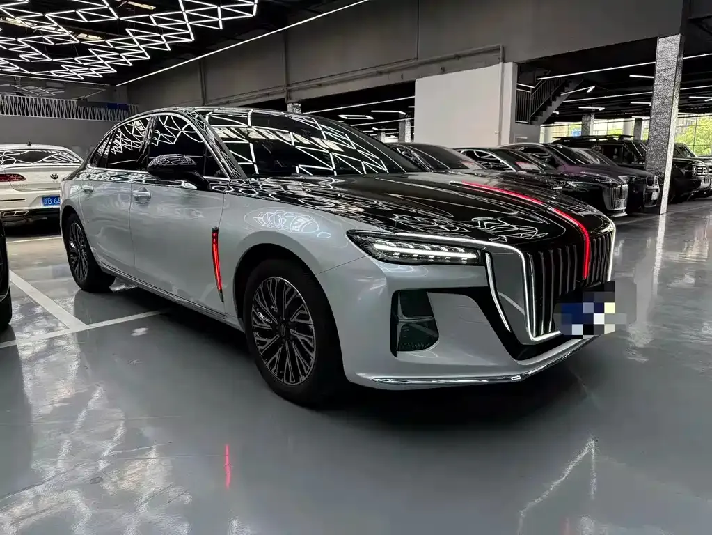 Hongqi H5 — фото 1