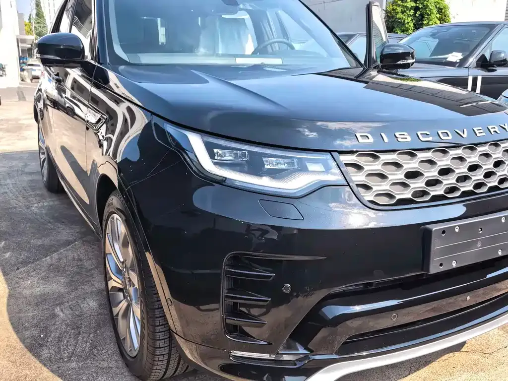 Land Rover Discovery — фото 1