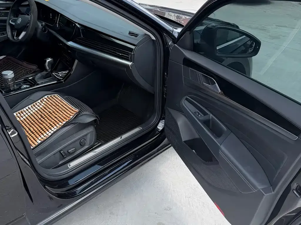 Volkswagen Passat — фото 7