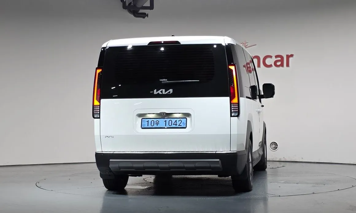 Kia PV5 — фото 4