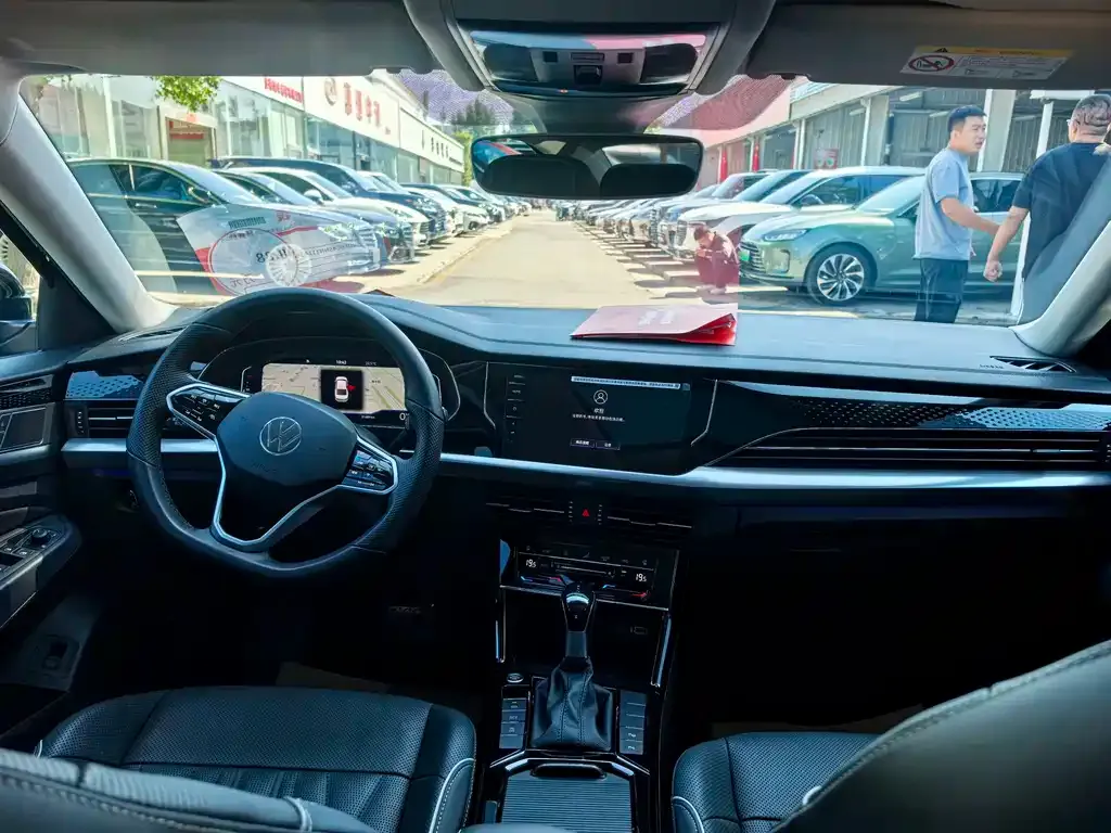 Volkswagen Passat — фото 2