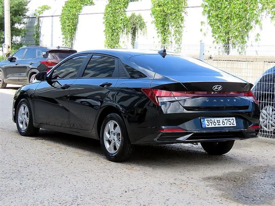 Hyundai AVANTE — фото 10