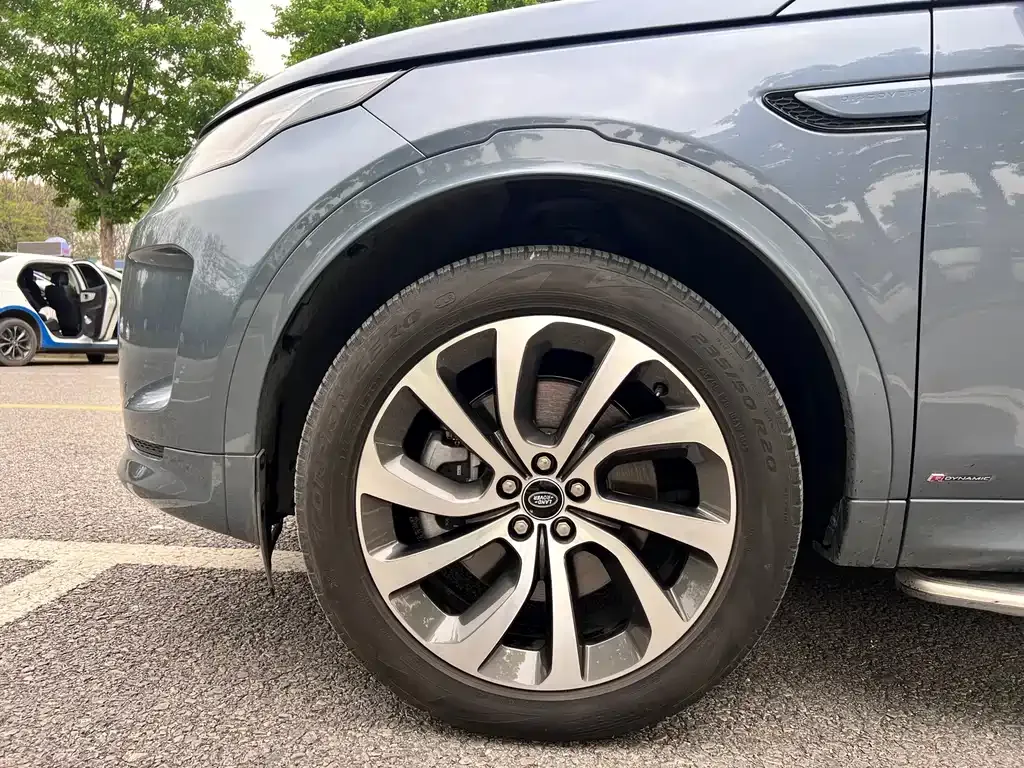 Land Rover Discovery Sport — фото 4