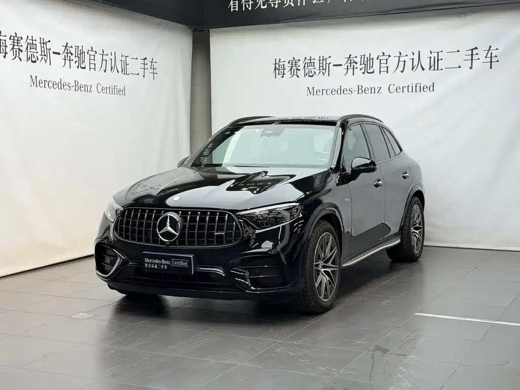 Mercedes-Benz GLC AMG — фото 1