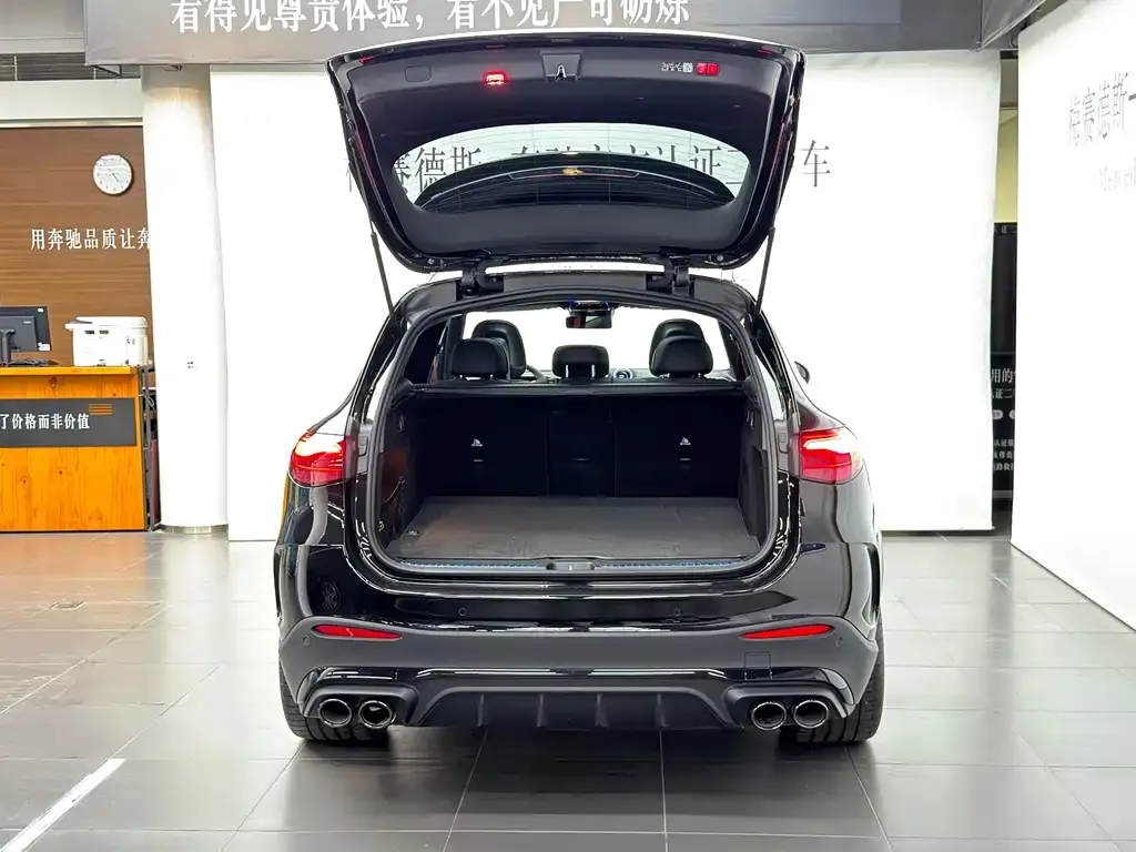 Mercedes-Benz GLC AMG — фото 2