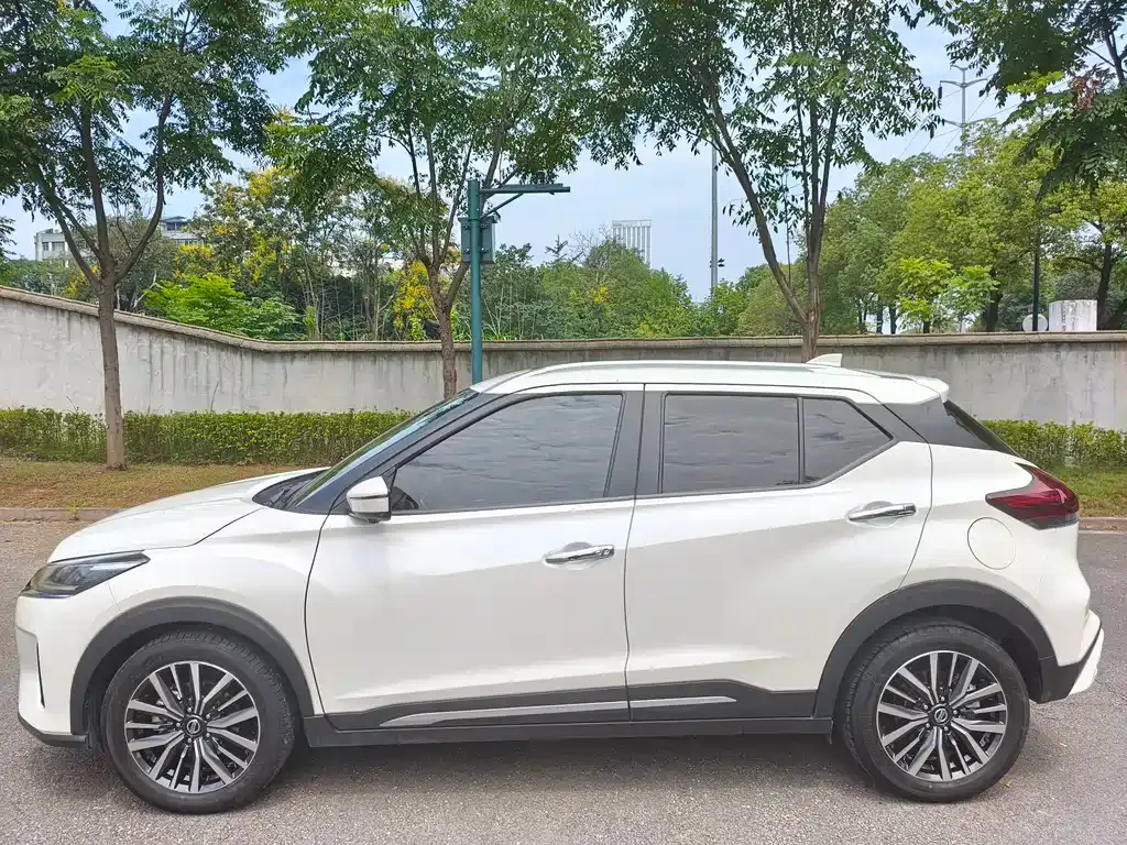 Nissan Kicks — фото 4