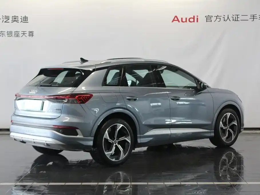 Audi Q4 e-tron — фото 4