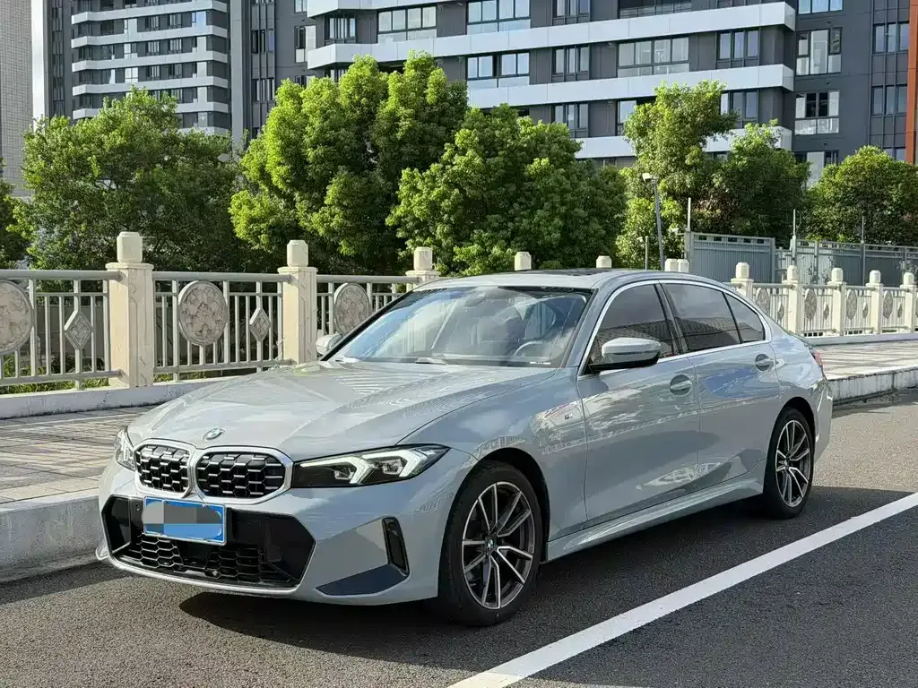 BMW 3 Series — фото 1
