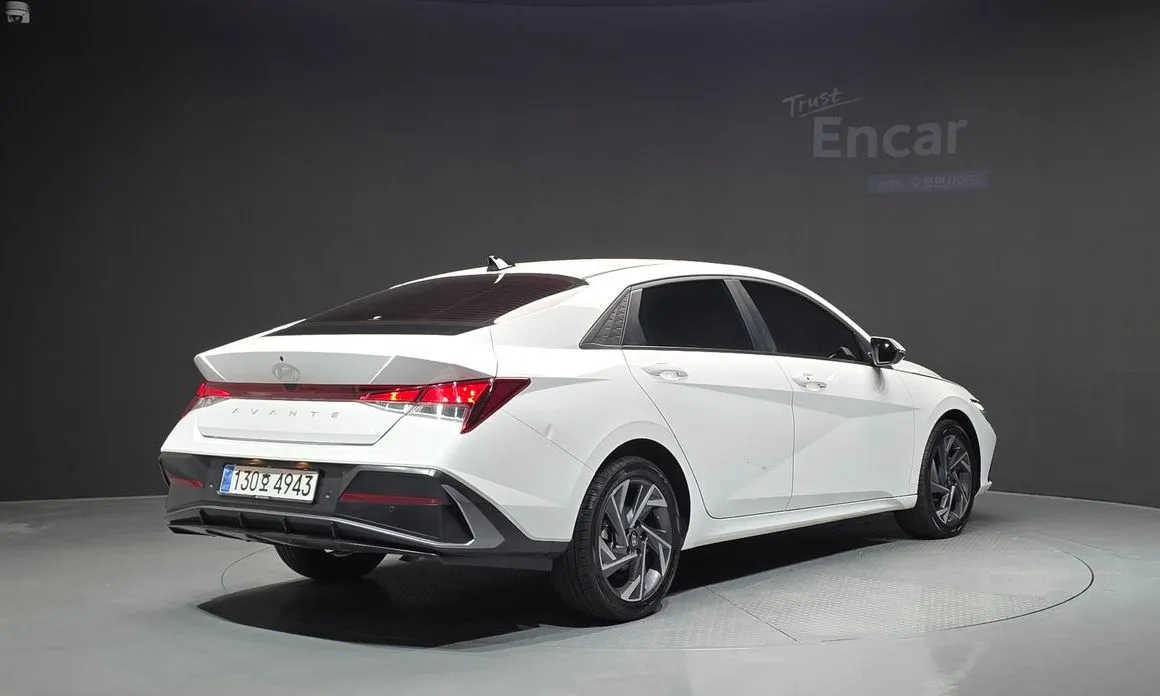 Hyundai AVANTE — фото 8