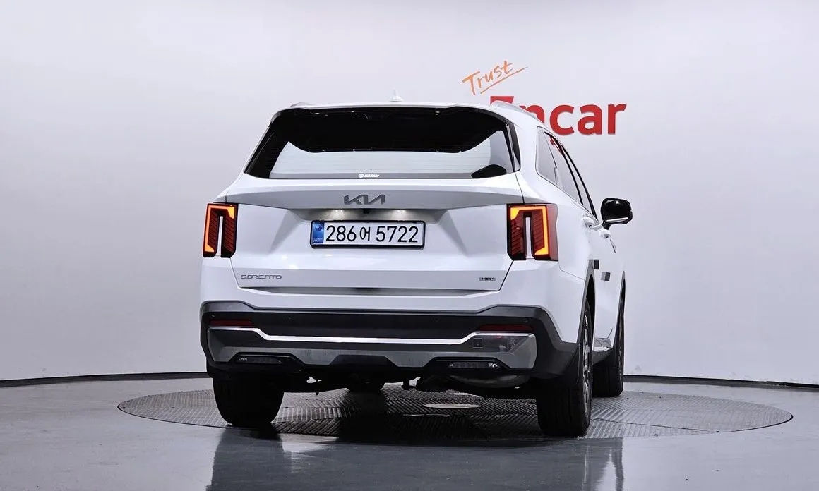 Kia Sorento — фото 3