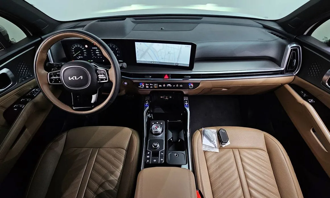 Kia Sorento — фото 7