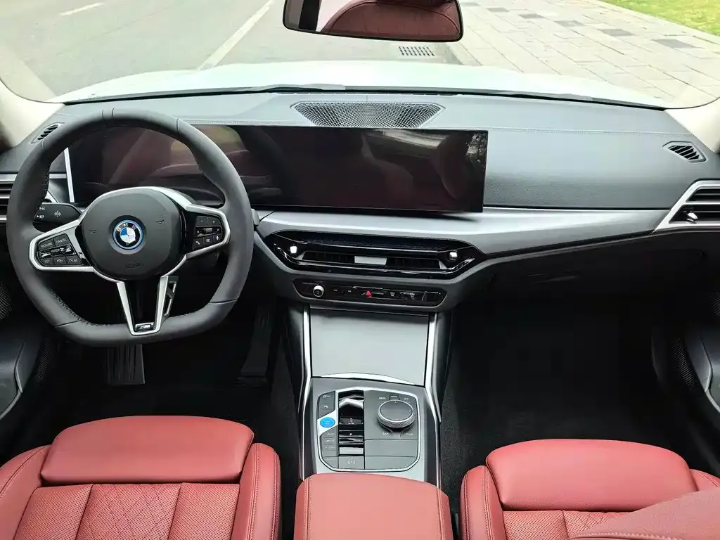 BMW i3 — фото 2