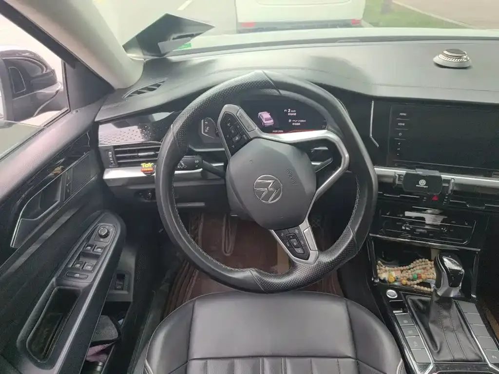Volkswagen Passat — фото 5