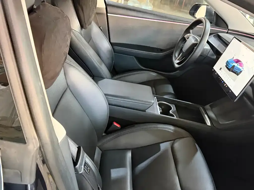 Tesla Model 3 — фото 3