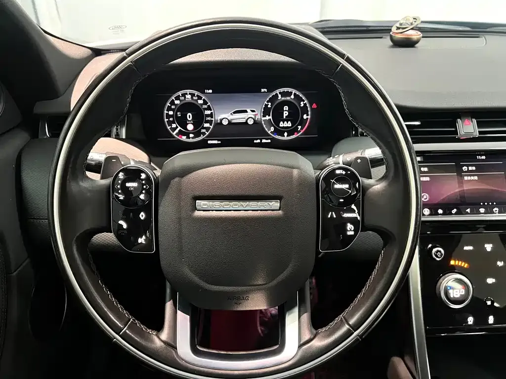 Land Rover Discovery Sport — фото 10