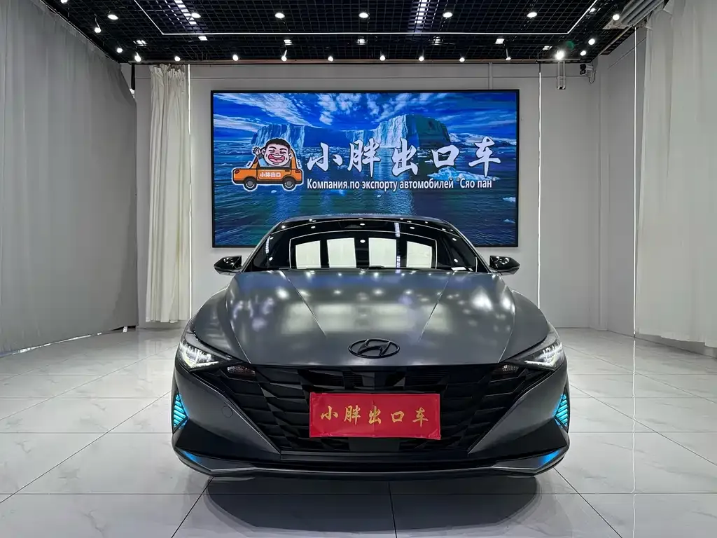 Hyundai Elantra — фото 2