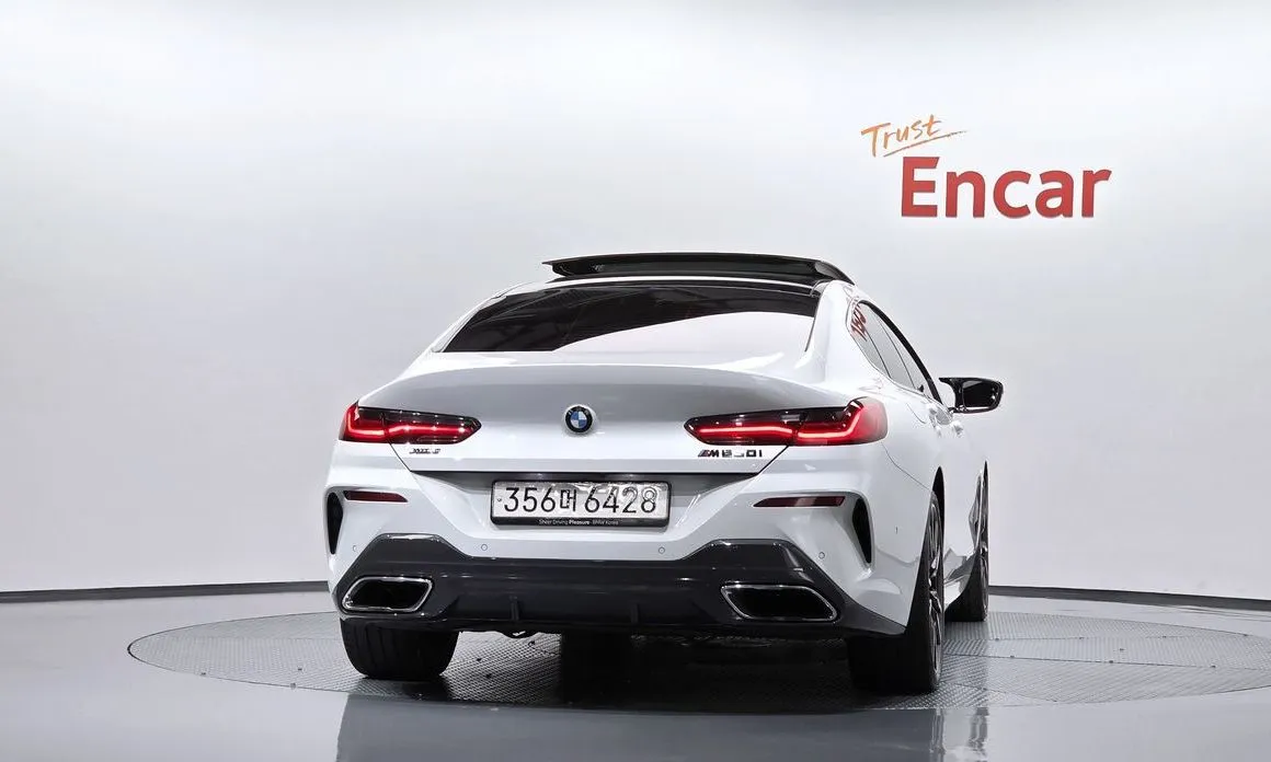 BMW 8-Series — фото 2