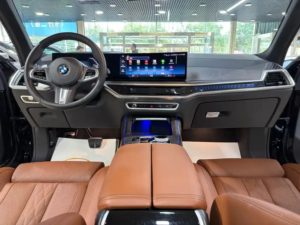 BMW X7 — фото 5