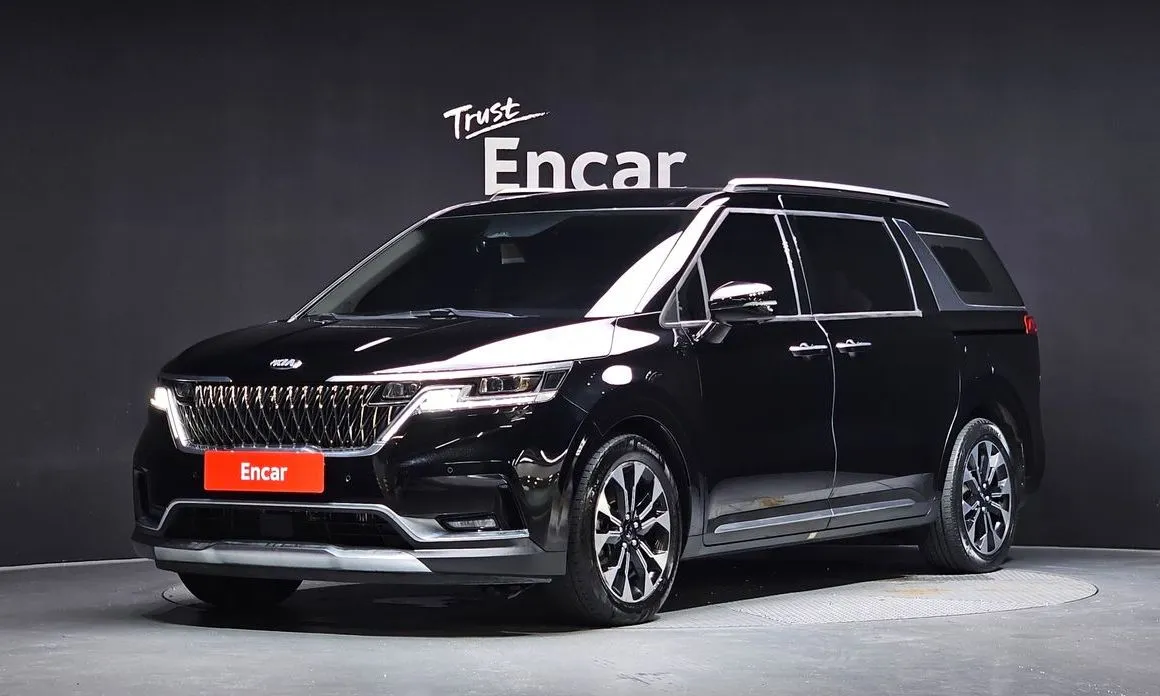 Kia Carnival — фото 1