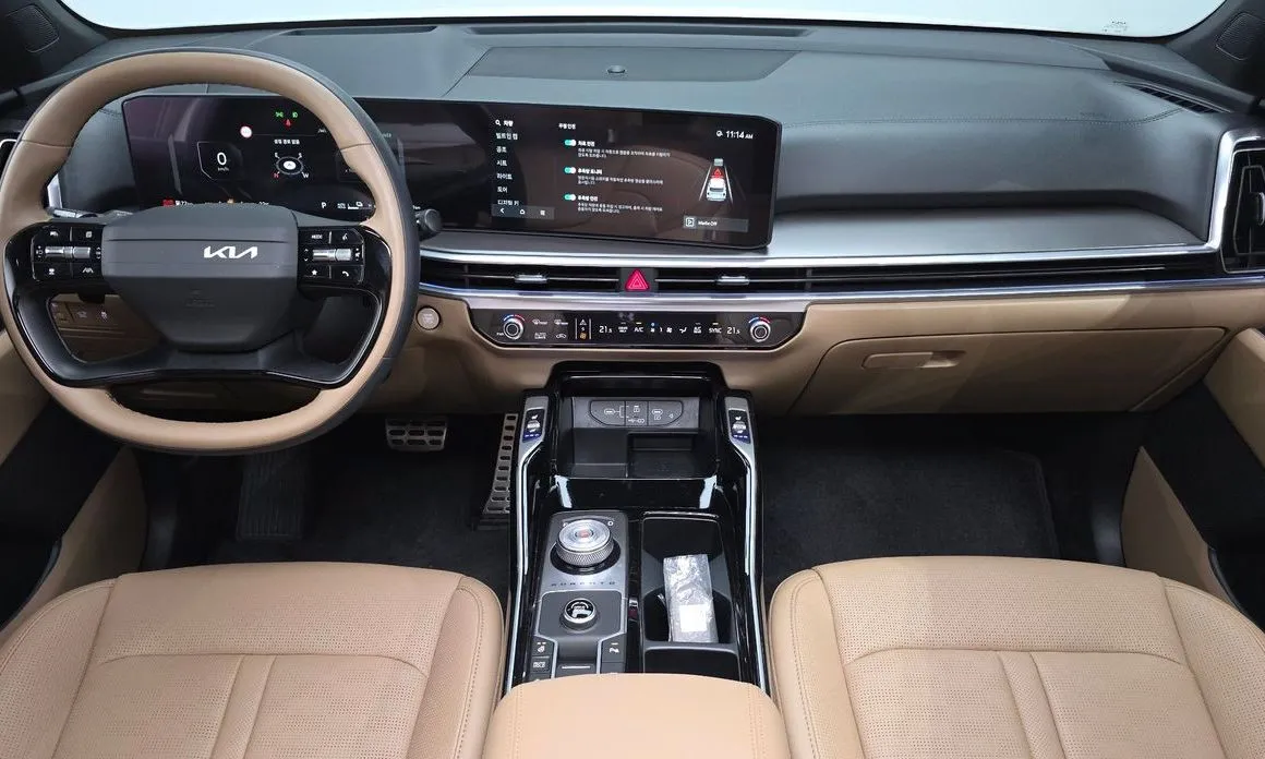 Kia Sorento — фото 9