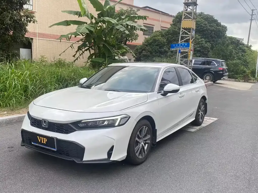Honda Civic — фото 1