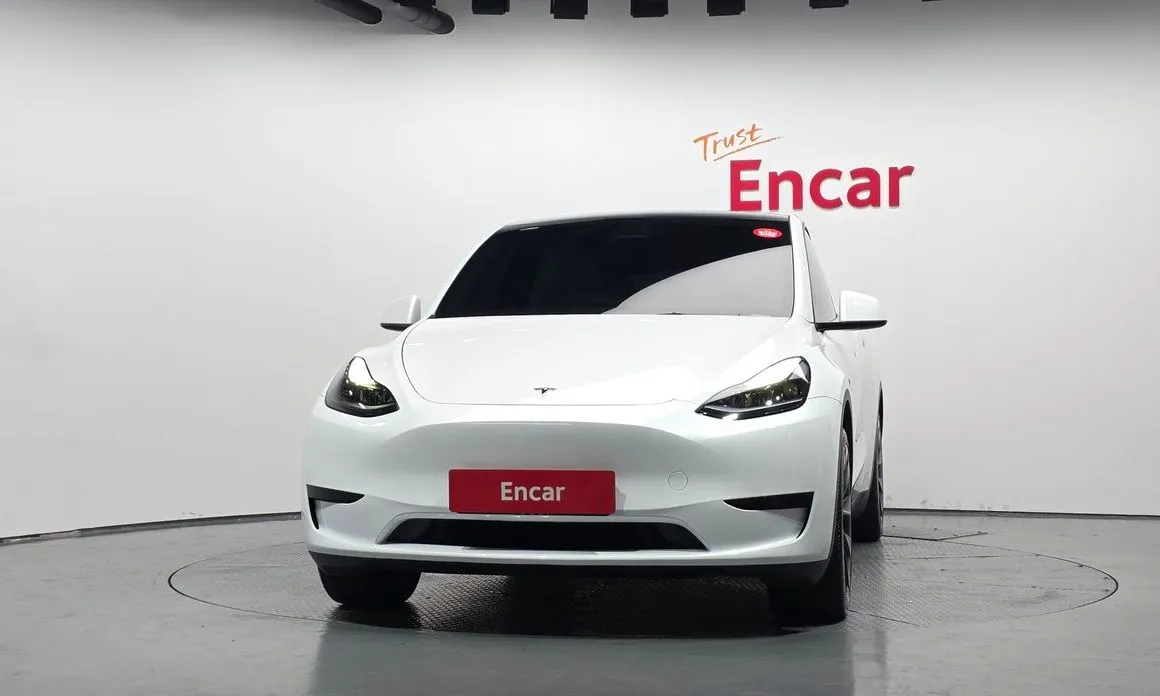 Tesla Model Y — фото 2