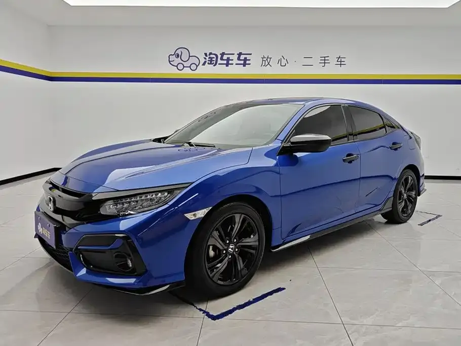 Honda Civic — фото 1