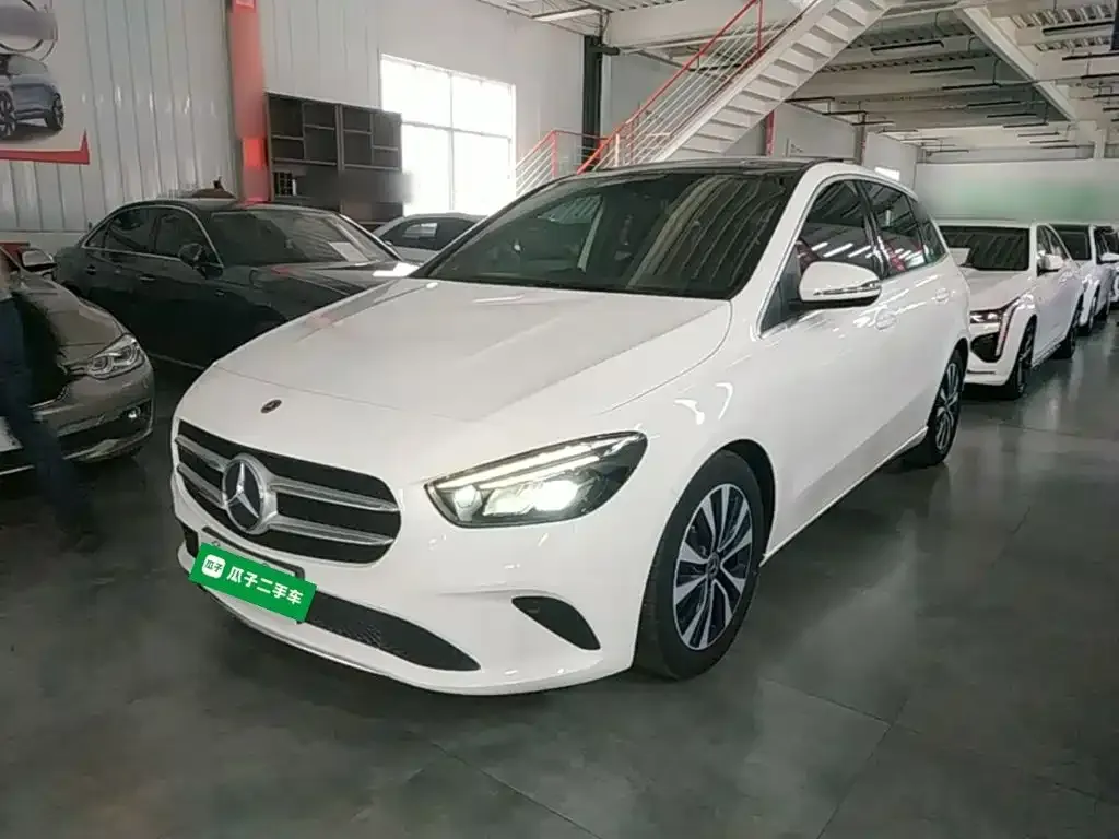 Mercedes-Benz B-Class — фото 1