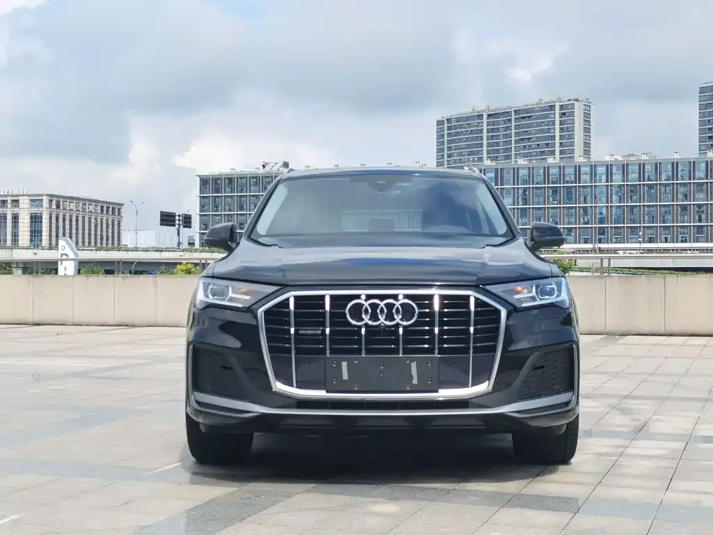 Audi Q7 — фото 6
