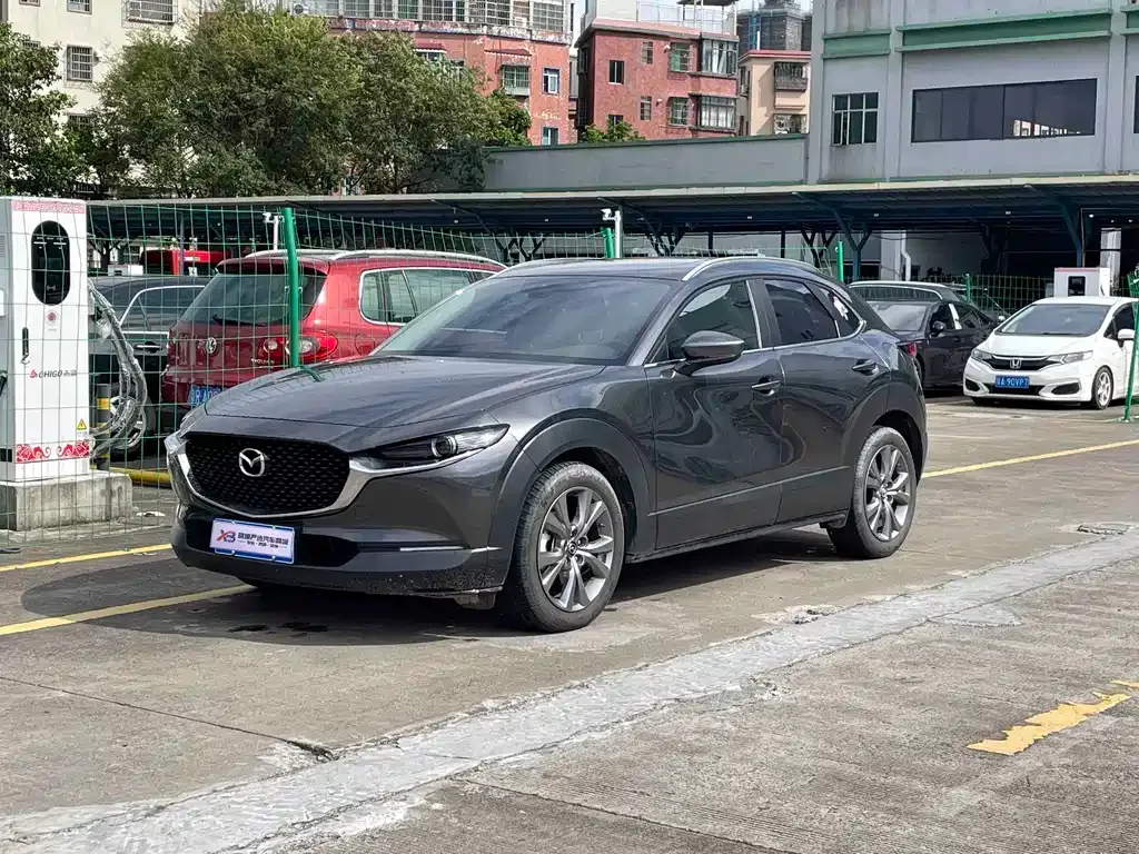 Mazda CX-30 — фото 1