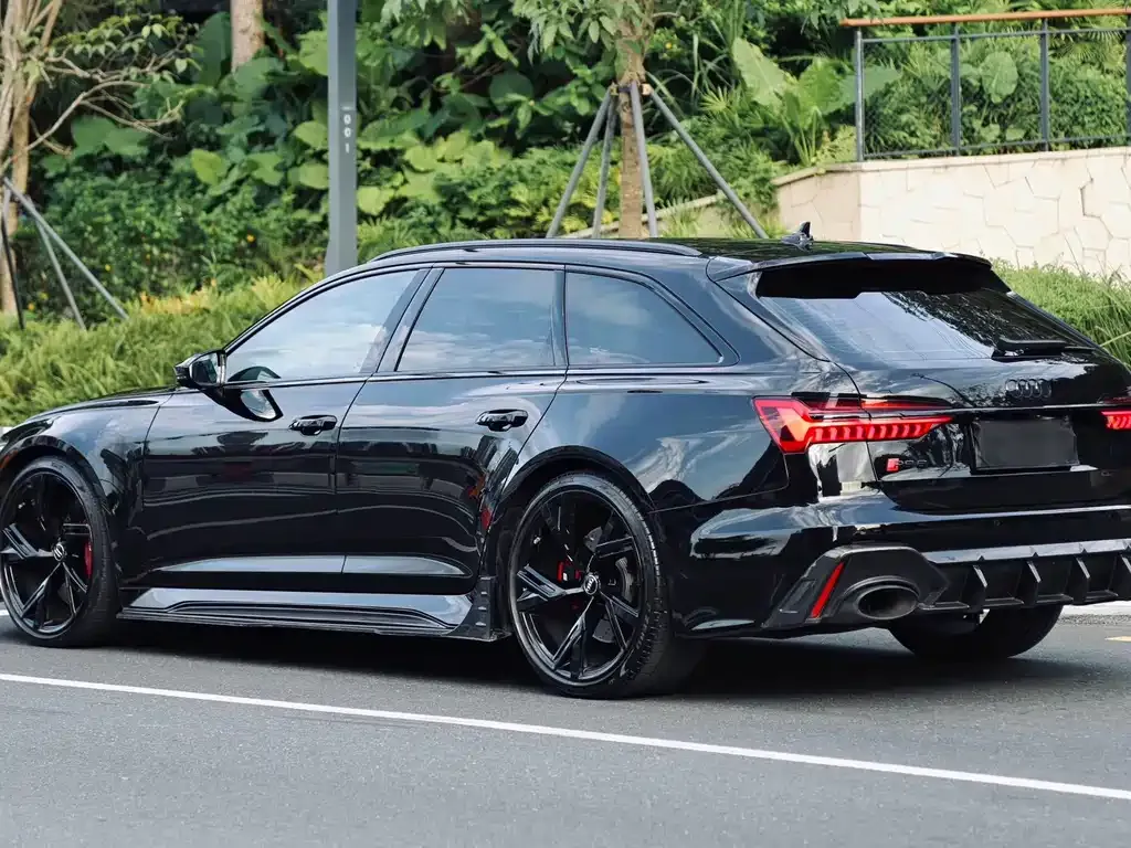 Audi RS 6 — фото 10