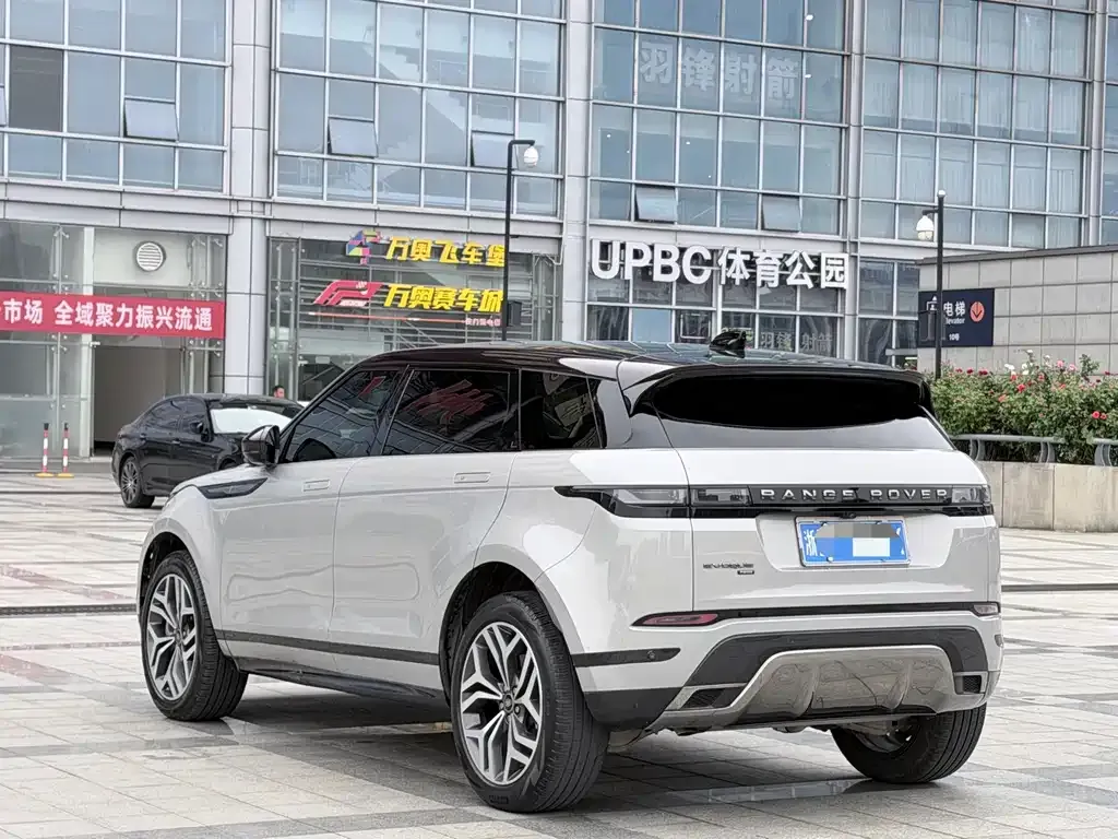 Land Rover Evoque — фото 6