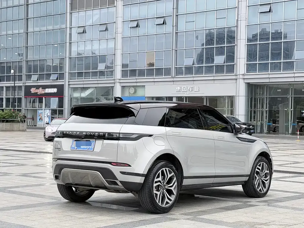 Land Rover Evoque — фото 10