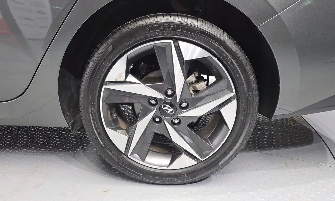 Hyundai AVANTE — фото 9