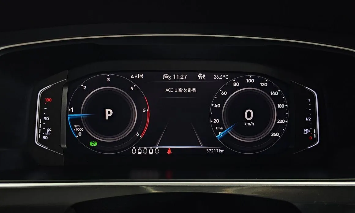 Volkswagen Tiguan — фото 5