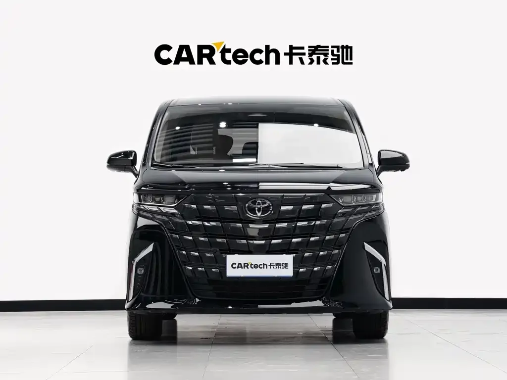 Toyota Alphard — фото 2