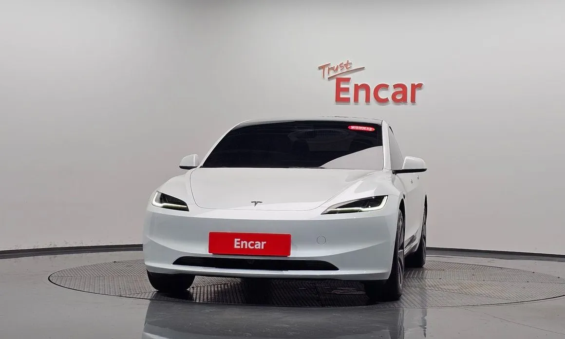 Tesla Model 3 — фото 3